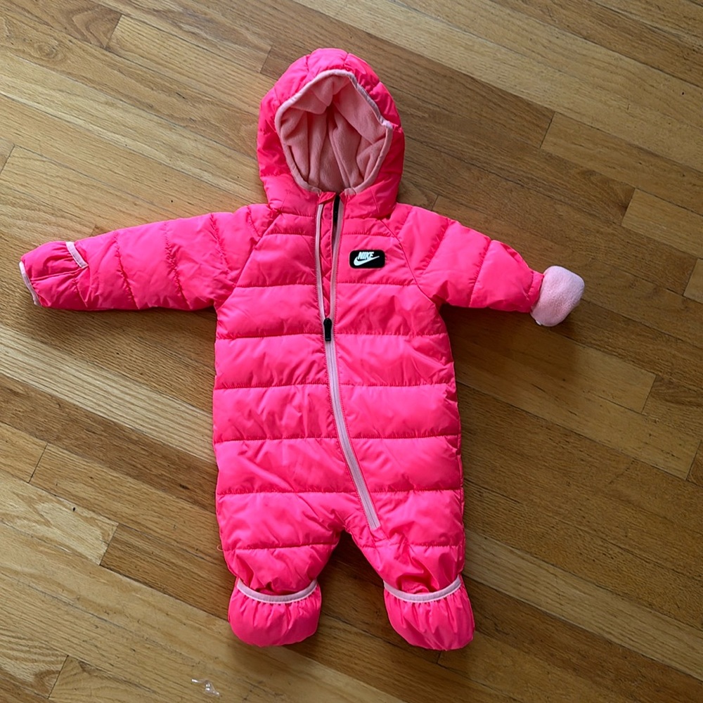 6M Nike Fleece snowsuit, like new